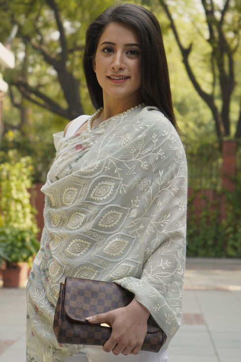 Queen's Lake | Embroidered Pure Cashmere Stole
