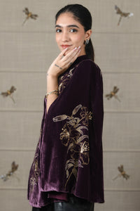Mauli Velvet Lilly Vine Cape