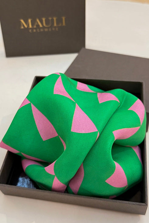 Monte Rosso | Pure Silk Pocket Square with a Handmade Rakhi